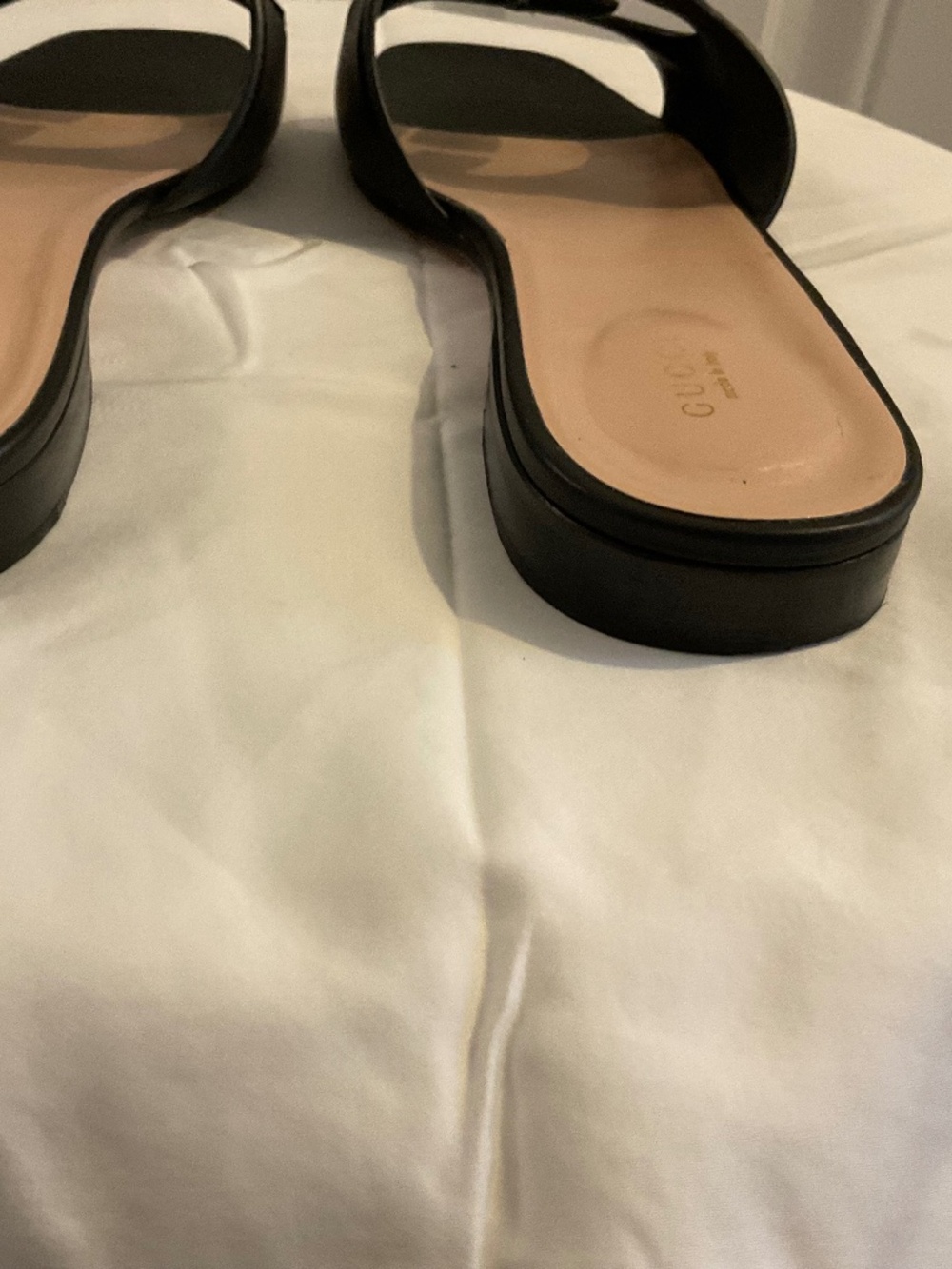 Gucci Black Cut out Slides Size 41 - Picture 5 of 8